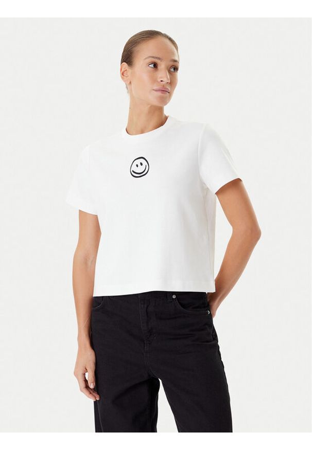 Vero Moda T-Shirt Sara 10311633 Biały Regular Fit. Kolor: biały. Materiał: bawełna