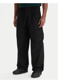 C.P. Company Spodnie materiałowe 20CMPA126A110325G Czarny Boxy Fit. Kolor: czarny. Materiał: bawełna #1