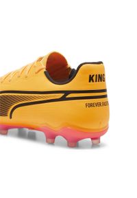 Puma - Buty piłkarskie KING PRO FG/AG PUMA Sun Stream Black Sunset Glow Orange Pink. Zapięcie: sznurówki. Kolor: różowy, czarny, wielokolorowy. Materiał: materiał, syntetyk. Szerokość cholewki: normalna. Sport: piłka nożna