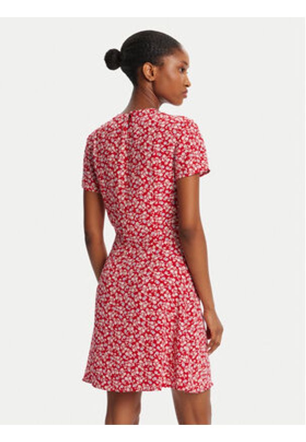 Tommy Jeans Sukienka codzienna DW0DW21120 Czerwony Regular Fit. Okazja: na co dzień. Kolor: czerwony. Materiał: wiskoza. Typ sukienki: proste. Styl: casual