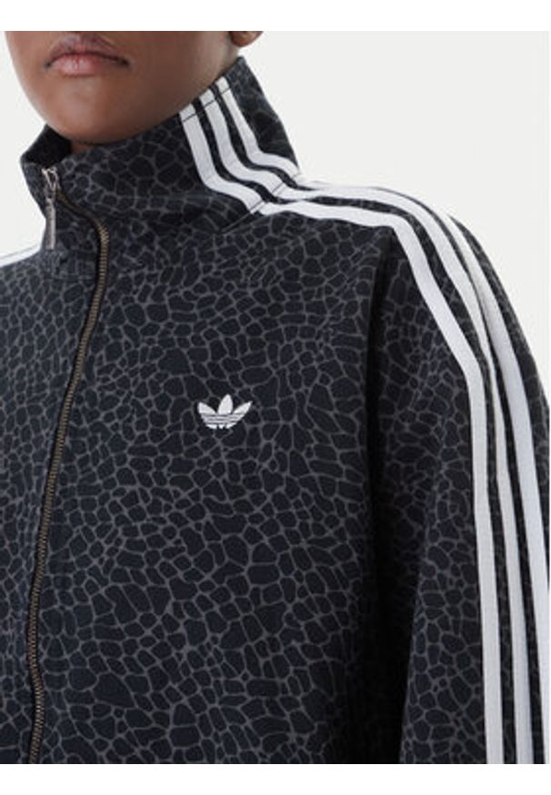 Adidas - adidas Kurtka jeansowa Firebird Aop KD8809 Szary Oversize. Kolor: szary. Materiał: bawełna