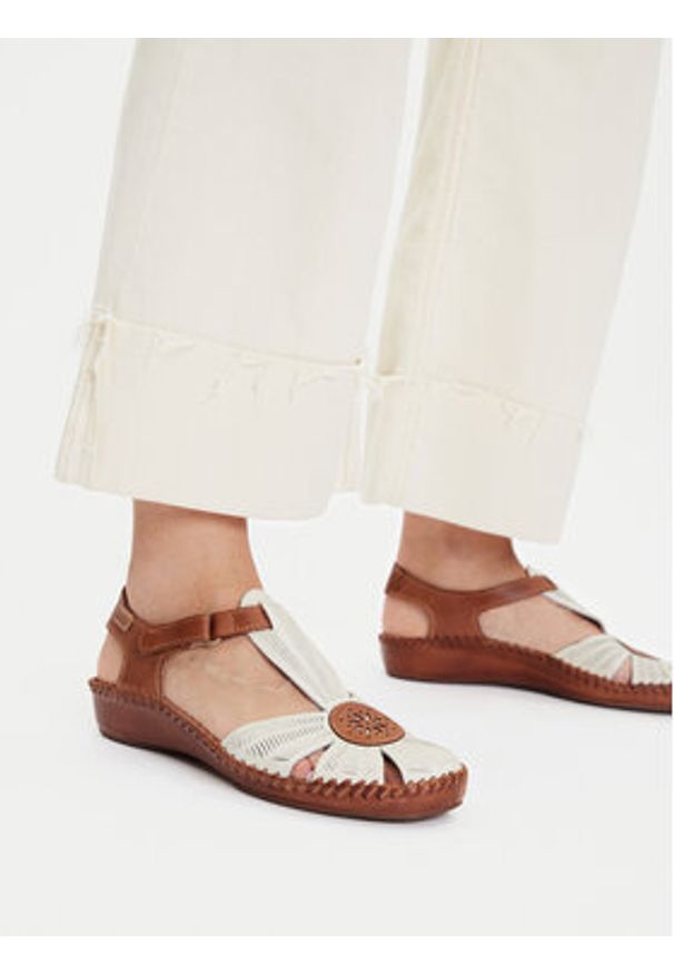 Pikolinos Sandały 655-0575 Biały. Kolor: biały. Materiał: skóra