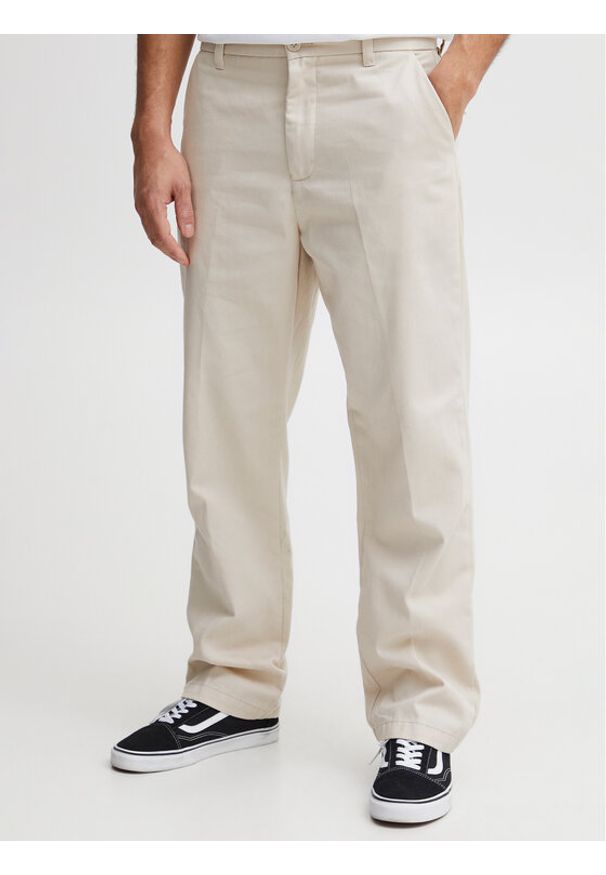 !SOLID - Solid Spodnie materiałowe 21107039 Beżowy Regular Fit. Kolor: beżowy. Materiał: bawełna
