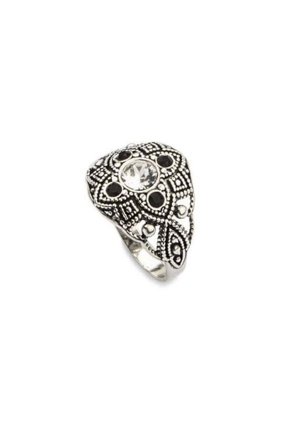 Polcarat Design - Srebrny pierścionek z kryształami Swarovskiego PK 1809. Materiał: srebrne. Kolor: srebrny. Wzór: aplikacja. Kamień szlachetny: kryształ