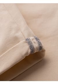 Ombre Clothing - Jeansowe męskie klasyczne szorty z podwiniętą nogawką – kremowe V2 OM-SRDS-0162 - XXL. Kolor: kremowy. Materiał: jeans. Sezon: lato. Styl: klasyczny #12