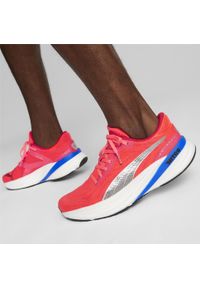 Buty do biegania Puma Magnify Nitro 2. Kolor: czerwony, różowy, niebieski, wielokolorowy. Sport: bieganie