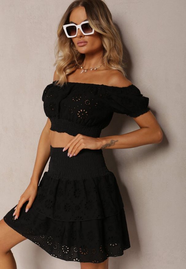 Renee - Czarny Komplet 2-Częściowy z Bawełny Ażurowy Top w Hiszpańskim Stylu Spódnica z Gumką Dolflea. Kolor: czarny. Materiał: bawełna. Wzór: ażurowy