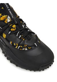 Versace Jeans Couture Sneakersy 78YA3SN2 Czarny. Kolor: czarny. Materiał: materiał #5