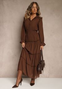 Renee - Brązowa Sukienka VICES Koszulowa z Falbaną w Rustykalnym Stylu Arivite. Okazja: na imprezę, na co dzień. Kolor: brązowy. Typ sukienki: koszulowe. Styl: casual #3