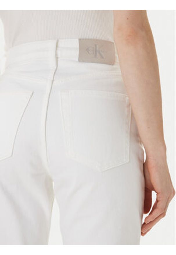 Calvin Klein Jeans Jeansy LV047F712G Écru Straight Fit. Kolor: kremowy