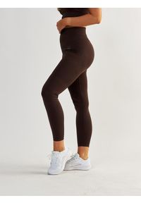 BESHAPED - Legginsy fitness damskie Beshaped Body Boost modelujące. Kolor: brązowy. Materiał: nylon. Sport: fitness