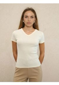 Sinsay - Bawełniana koszulka z dekoltem V - żółty. Kolor: żółty. Materiał: bawełna #1