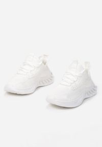 Born2be - Białe Buty Sportowe Thalousa. Nosek buta: okrągły. Zapięcie: bez zapięcia. Kolor: biały. Materiał: materiał, guma. Szerokość cholewki: normalna #2