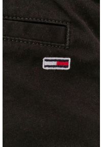 Tommy Jeans - Spodnie. Kolor: czarny. Materiał: tkanina. Wzór: gładki