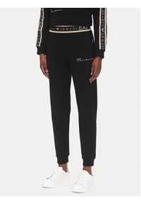EA7 Emporio Armani Dres 7W000283 AF12501 UC001 Czarny Regular Fit. Kolor: czarny. Materiał: syntetyk