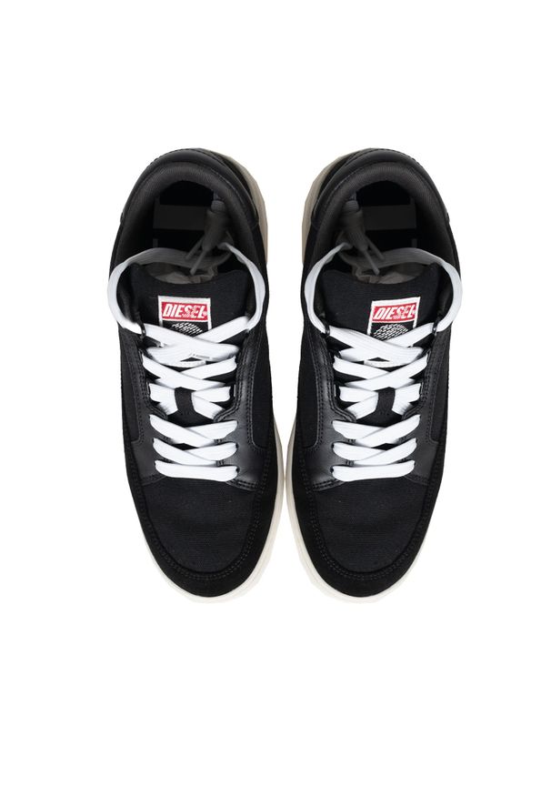 Diesel Sneakersy "S-Sinna" | Y02963PR049 | Mężczyzna | Czarny. Okazja: na co dzień. Kolor: czarny. Materiał: skóra. Wzór: aplikacja