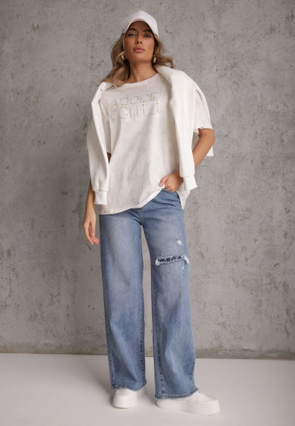 Renee - Biały Bawełniany T-shirt Oversize z Haftowanym Napisem z Cekinami Talomora. Okazja: na imprezę, na co dzień. Kolor: biały. Materiał: bawełna. Wzór: haft, napisy. Styl: rockowy, casual