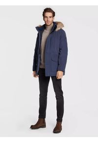 Wrangler - WRANGLER PARKA JACKET MĘSKA KURTKA ZIMOWA NAVY W4E6X7114 112320173. Materiał: poliester, jeans, syntetyk, poliamid, materiał, polar, futro, włókno, sztruks. Wzór: aplikacja, napisy. Sezon: zima. Styl: elegancki #4