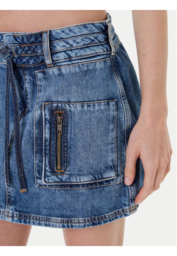 Guess Spódnica jeansowa W5YD0L D5R01 Niebieski Regular Fit. Kolor: niebieski. Materiał: bawełna