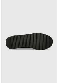 Calvin Klein sneakersy kolor czarny. Nosek buta: okrągły. Zapięcie: sznurówki. Kolor: czarny. Materiał: guma