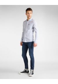 Lee - MĘSKA KOSZULA MATERIAŁOWA LEE SLIM BUTTON DOWN WASHED BLUE L66XDELR. Typ kołnierza: button down. Materiał: materiał #5