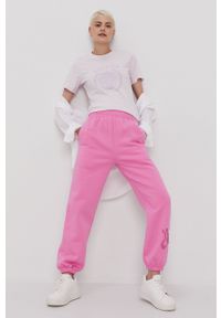 adidas Originals T-shirt H56456 damski kolor różowy. Okazja: na co dzień. Kolor: fioletowy. Materiał: dzianina. Wzór: nadruk. Styl: casual #4