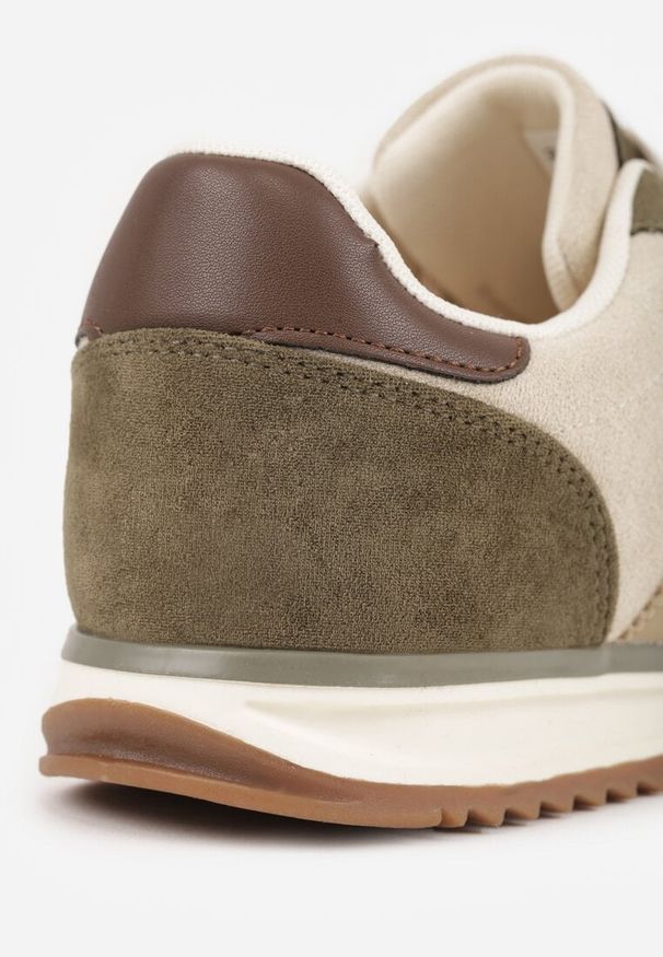 Renee - Zielone Sneakersy Ozdobione z Boku Paskami Ariene. Okazja: na co dzień. Zapięcie: pasek. Kolor: zielony. Materiał: jeans. Wzór: aplikacja