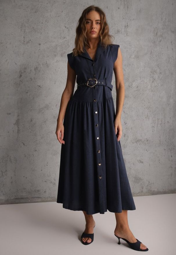 Renee - Granatowa Bawełniano-Wiskozowa Sukienka Koszulowa Bez Rękawów z Paskiem Athithoe. Okazja: na co dzień. Kolor: niebieski. Materiał: wiskoza, bawełna. Długość rękawa: bez rękawów. Typ sukienki: koszulowe. Styl: casual, elegancki