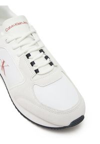 Calvin Klein Jeans Sneakersy Retro Sock Runner Mg YM0YM01152 Biały. Kolor: biały. Materiał: materiał