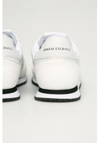 Armani Exchange – Buty XUX017XCC68. Nosek buta: okrągły. Zapięcie: sznurówki. Kolor: biały. Materiał: guma #2