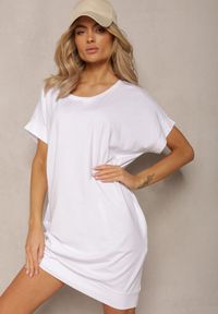 Renee - Biała T-shirtowa Sukienka Pudełkowa z Elastycznej Bawełny Ellensa. Kolor: biały. Materiał: bawełna. Styl: wakacyjny. Długość: mini