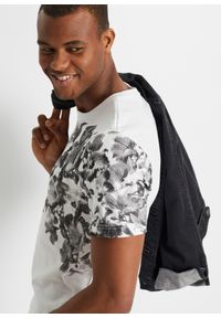 bonprix - T-shirt, Slim Fit. Kolor: biały. Wzór: nadruk #2