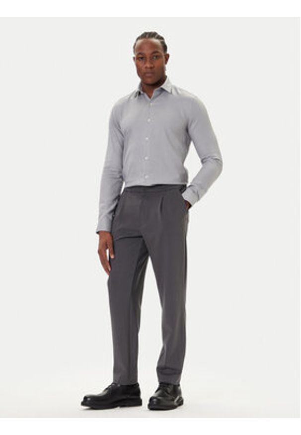 Calvin Klein Koszula LV019EU066 Szary Slim Fit. Kolor: szary. Materiał: syntetyk