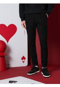 Sinsay - Jeansy jogger - czarny. Kolor: czarny
