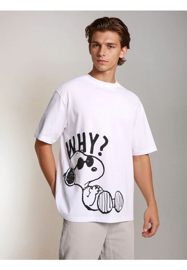 Sinsay - Bawełniana koszulka z nadrukiem Peanuts - biały. Kolor: biały. Materiał: bawełna. Wzór: nadruk