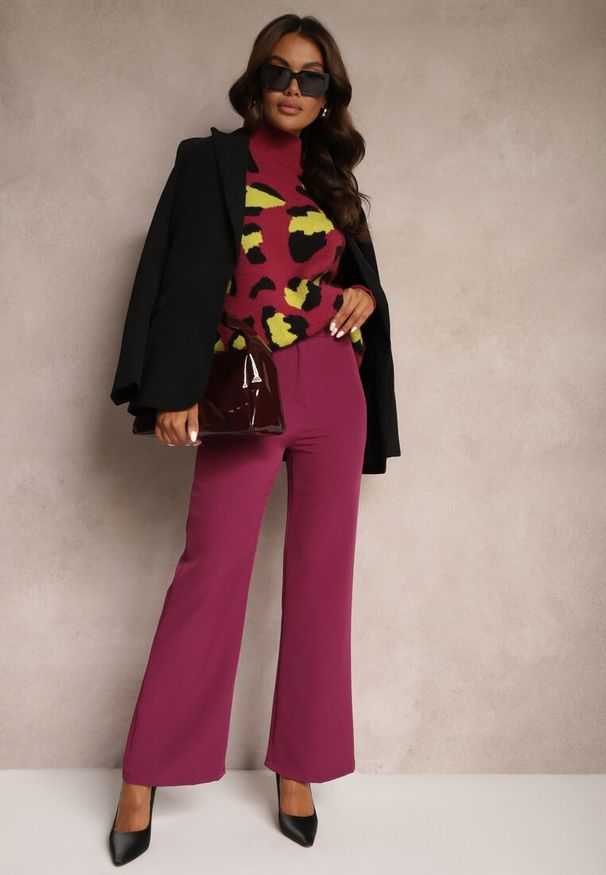 Renee - Ciemnofioletowe Szerokie Spodnie Materiałowe High Waist Dinnes. Stan: podwyższony. Kolor: fioletowy. Materiał: materiał. Wzór: gładki