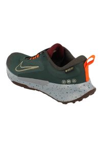 Buty do chodzenia damskie Nike Juniper Trail 2 Gtx. Zapięcie: sznurówki. Kolor: zielony. Materiał: materiał, tkanina, syntetyk. Szerokość cholewki: normalna. Sport: turystyka piesza