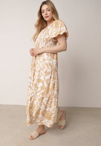 Born2be - Beżowa Rozkloszowana Sukienka z Wiskozy z Bufiastymi Rękawami w Roślinny Wzór Semea. Okazja: do pracy, na co dzień, na spotkanie biznesowe. Kolor: beżowy. Materiał: wiskoza. Sezon: lato. Typ sukienki: proste, rozkloszowane. Styl: biznesowy, casual. Długość: maxi #6