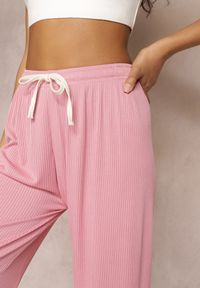 Renee - Różowe Szerokie Spodnie z Marszczoną Gumką i Sznurkiem Feliti. Okazja: na co dzień. Kolor: różowy. Styl: casual #4