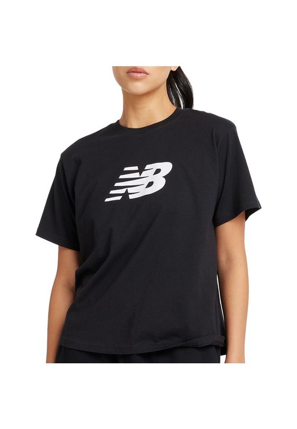 Koszulka damska New Balance WT43583BK - czarna. Kolor: czarny. Materiał: bawełna. Długość rękawa: krótki rękaw. Długość: krótkie