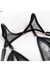 Intica - Komplet bielizny z wycięciami na romantyczne wieczory Bristol. Kolor: różowy. Materiał: materiał #9