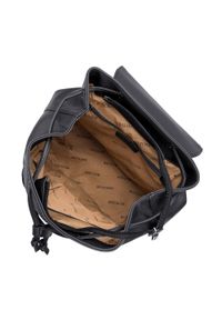 Wittchen - Damski plecak z zaokrągloną kieszenią z przodu. Kolor: czarny. Materiał: skóra ekologiczna. Wzór: haft. Styl: elegancki #4