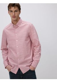 Reserved - Bawełniana koszula slim fit - brudny róż. Kolor: różowy. Materiał: bawełna