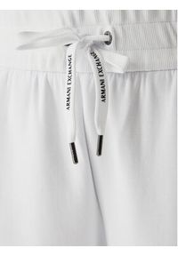 Armani Exchange Spodnie dresowe XW001745 AF10818 U0002 Biały Regular Fit. Kolor: biały. Materiał: bawełna #5