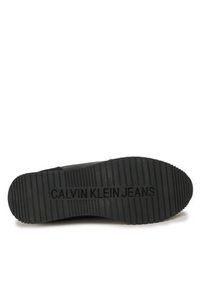 Calvin Klein Jeans Sneakersy Retro Runner Laceup Refl YM0YM00742 Czarny. Kolor: czarny. Materiał: materiał #6