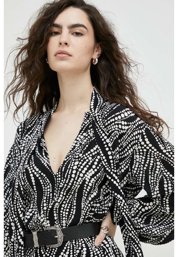 The Kooples bluzka damska kolor czarny wzorzysta. Kolor: czarny. Materiał: tkanina. Długość rękawa: długi rękaw. Długość: długie