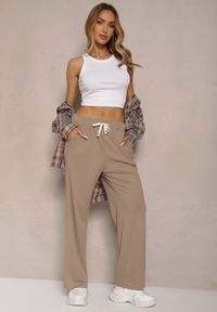 Renee - Ciemnobeżowe Spodnie Dresowe o Prostym Kroju z Gumką w Pasie Miritia. Okazja: na co dzień. Kolor: beżowy. Materiał: dresówka. Styl: casual
