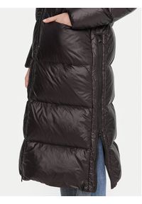 Blauer Płaszcz zimowy 25WBLDK03161 Czarny Regular Fit. Kolor: czarny. Materiał: syntetyk. Sezon: zima #3