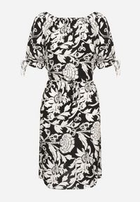 Born2be - Czarna Bawełniana Sukienka w Ornamentalne Rośliny z Wiązaniem Przy Rękawach Tosvena. Okazja: na spacer, na imprezę, na co dzień. Kolor: czarny. Materiał: bawełna. Styl: casual, elegancki #4