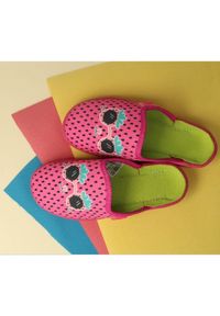 Befado kolorowe obuwie dziecięce 707Y422 różowe. Kolor: różowy. Materiał: materiał, bawełna. Wzór: kolorowy. Sezon: jesień, zima #4